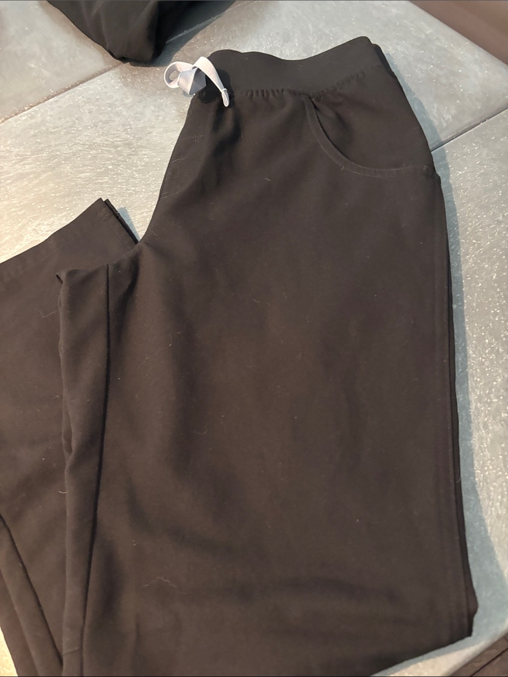 FigsBlack Drawstring bootcut scrub - Picture 5 of 8